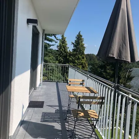 Apartament Moderne Mit Bergsicht Friedrichshafen