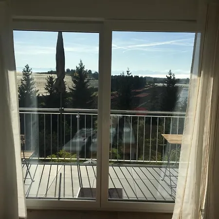 Moderne Mit Bergsicht *