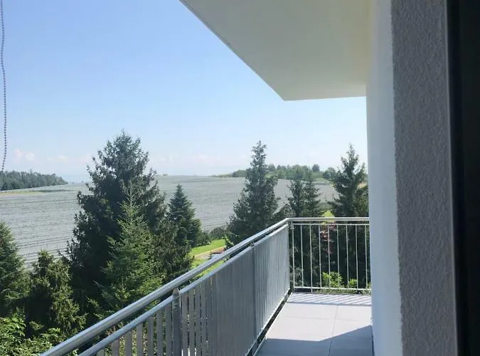 Moderne Mit Bergsicht Apartman Friedrichshafen